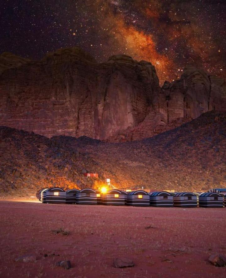 Ferienwohnung Saleem With Jeep Tour Wadi Rum Exterior foto